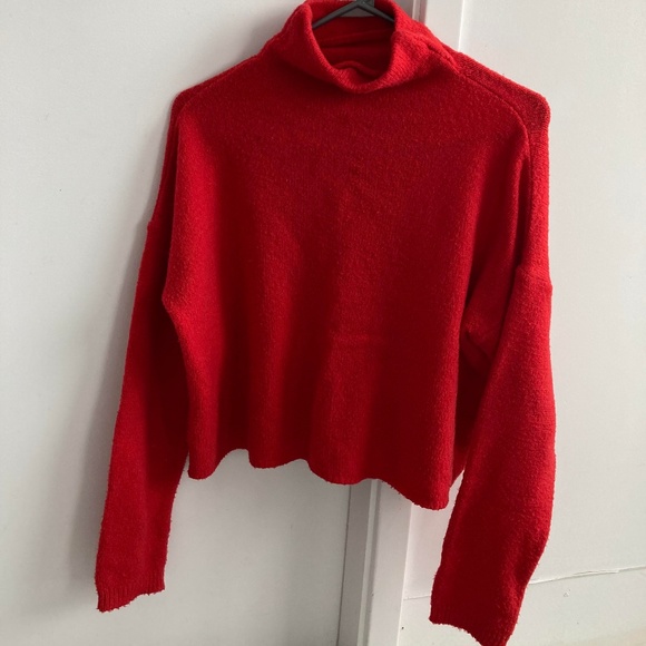 Red mock neck sweater - Picture 1 of 3